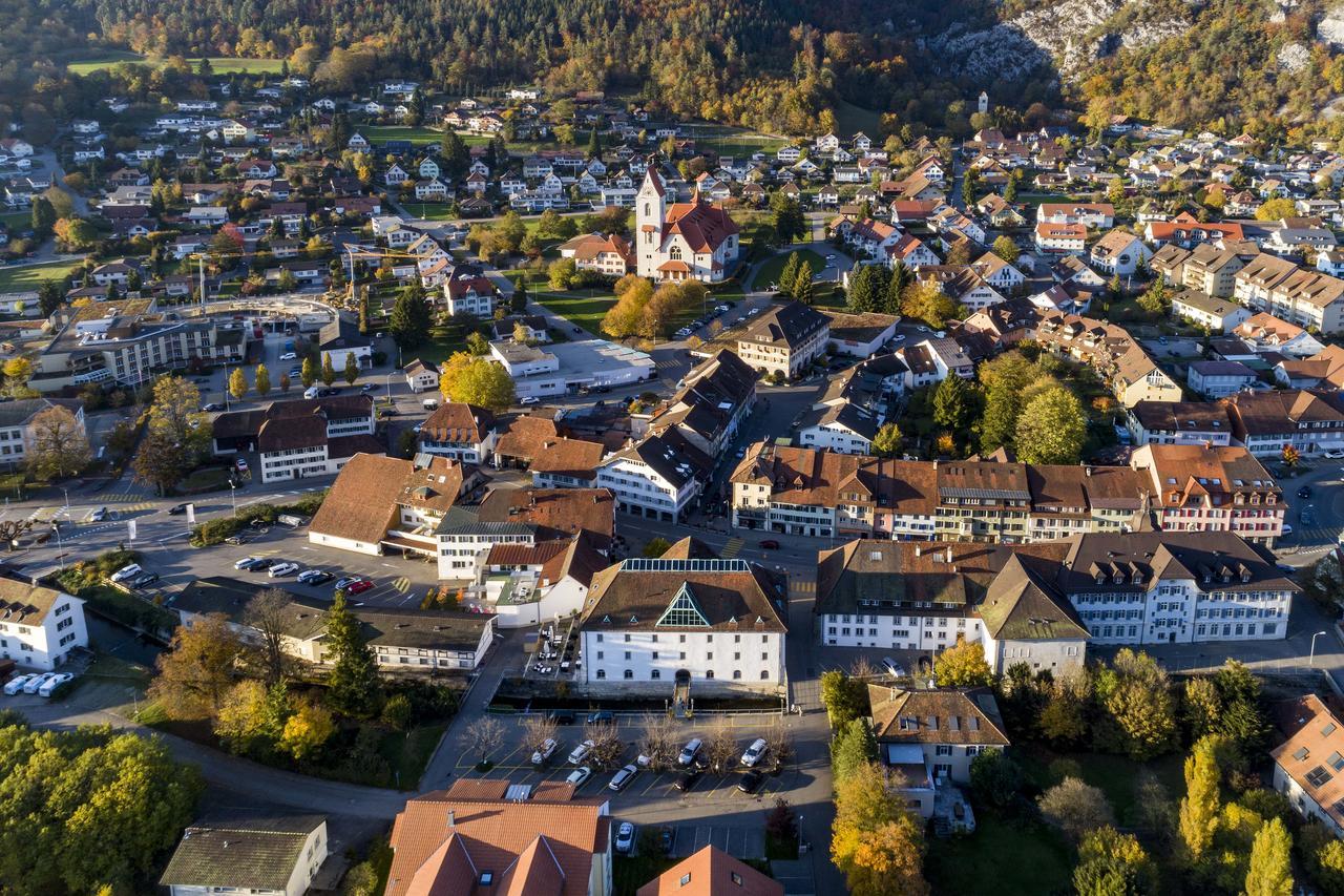 Hotel Balsthal Exteriör bild